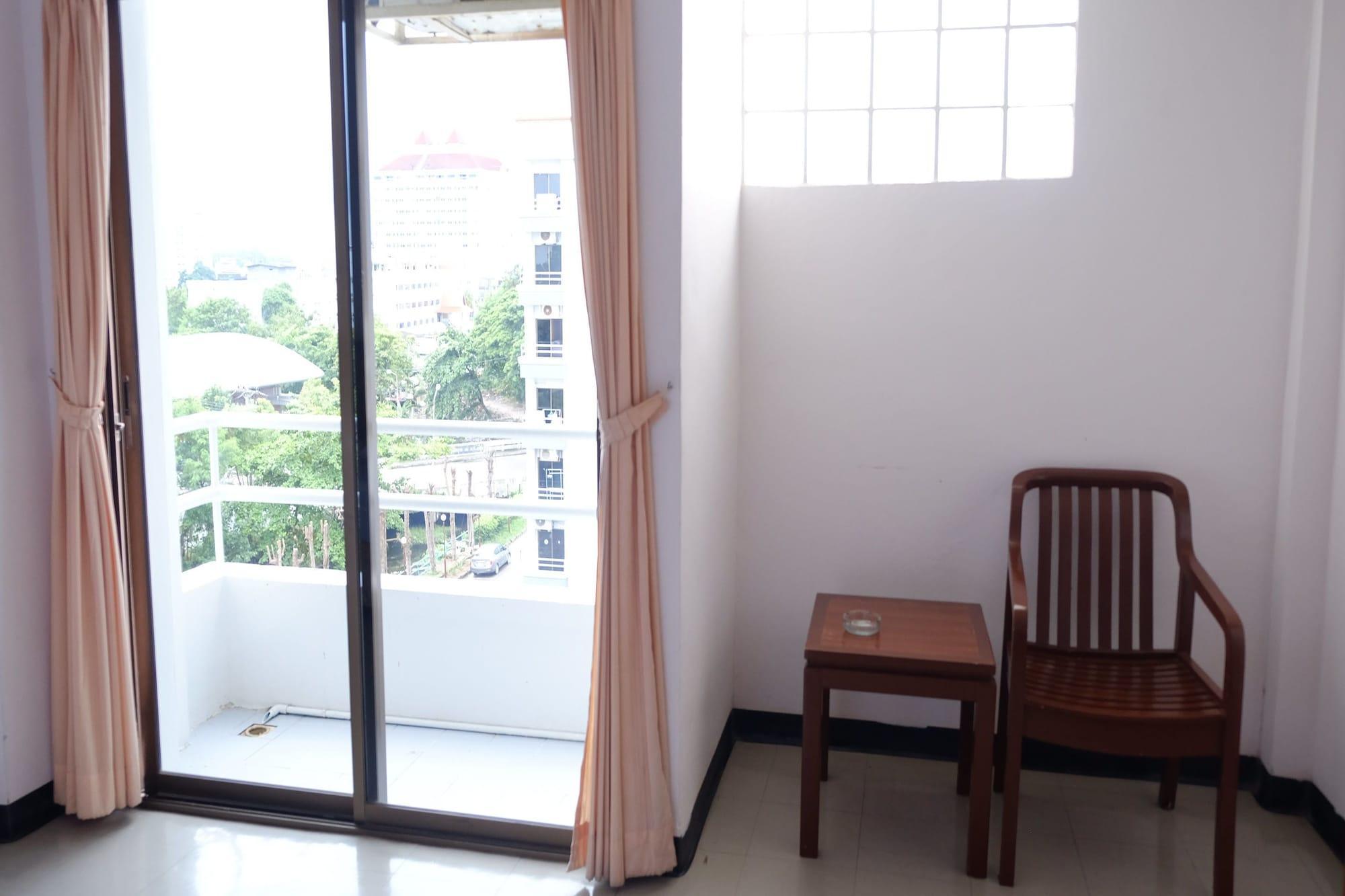 Wiangwalee Hotel Rayong Exterior foto